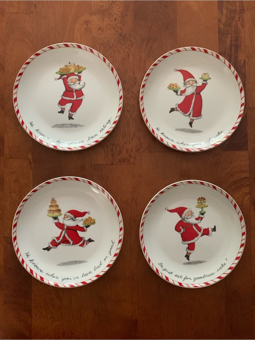 Peppermint Parade Santa Dessert Appetizer Plates Christmas 2003 Nutshell Design